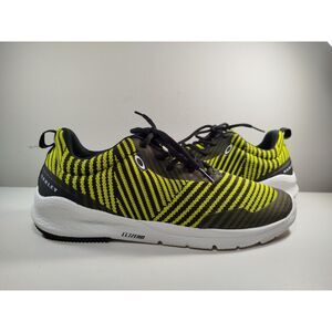 Size 9.5 Men’s Lightweight Oakley Running Sneakers Athletic Knit Gym Training